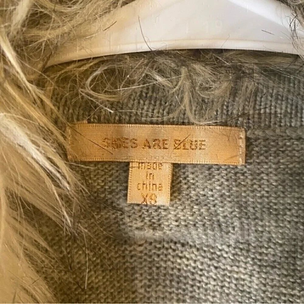 𝅺SKIES Are Blue Faux Fur Sleeveless Cardigan Sweater Vest Size XS Brown Tan